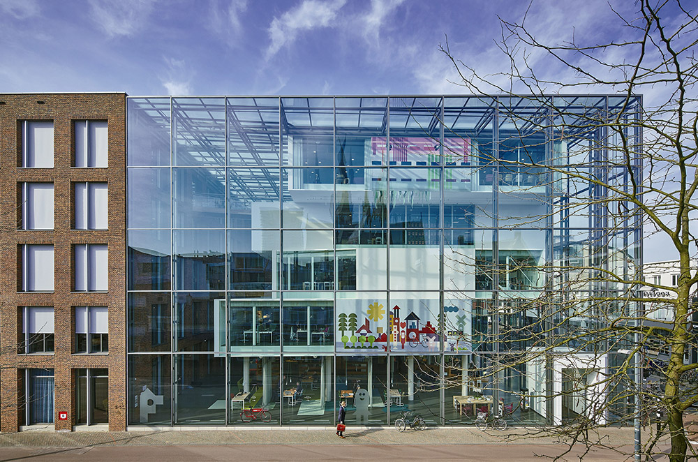 Het kantoorgebouw van Woonbedrijf in Eindhoven
